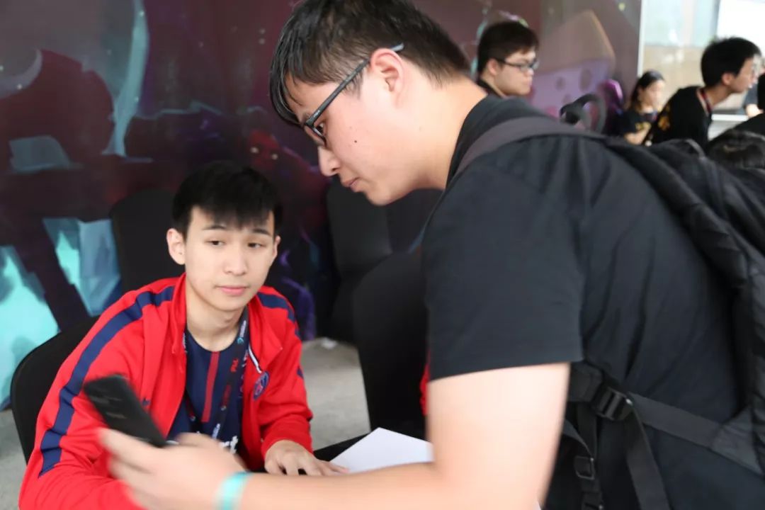 成变动的