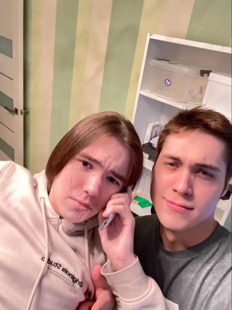 Poppy：369感觉没有突破自我只玩自己玩的好的英雄，在JDG养坏了