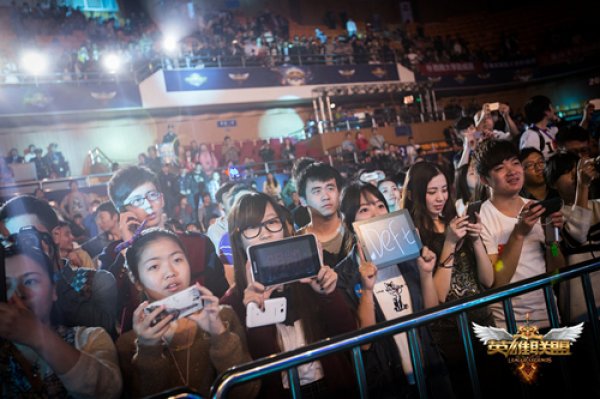 媒体人再谈石油杯：有参与俱乐部计划 LOL项目不包括LPL为时尚早